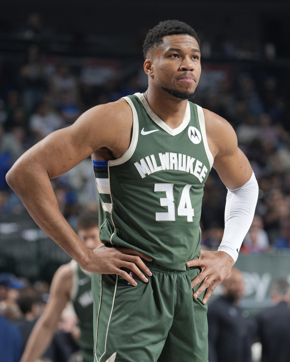 将对手逼入 将对手逼入