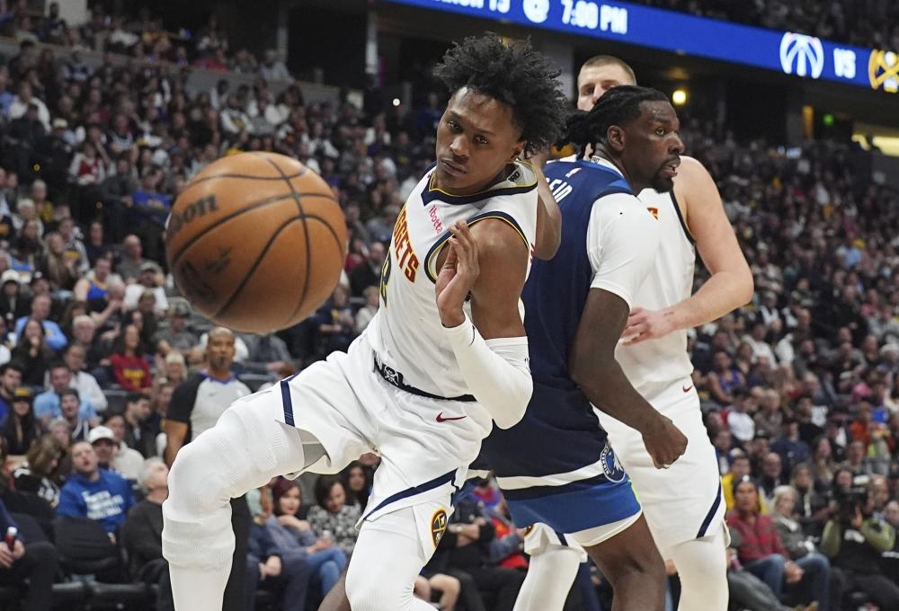 在赛后接受 在赛后接受